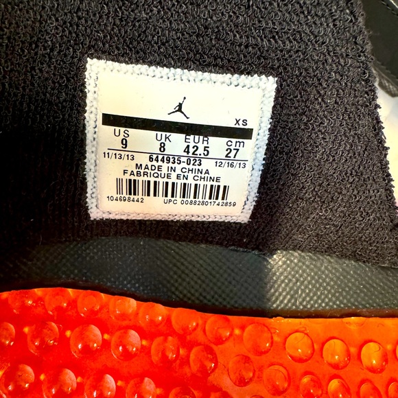 Jordan hydro II retro Blk red new in box - Picture 4 of 7